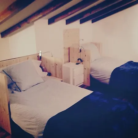 La Curva Surfhouse-2